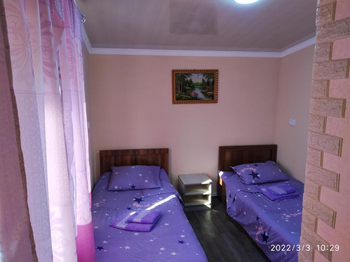 Family Guest House - Friends-J Nukus Ngoại thất bức ảnh