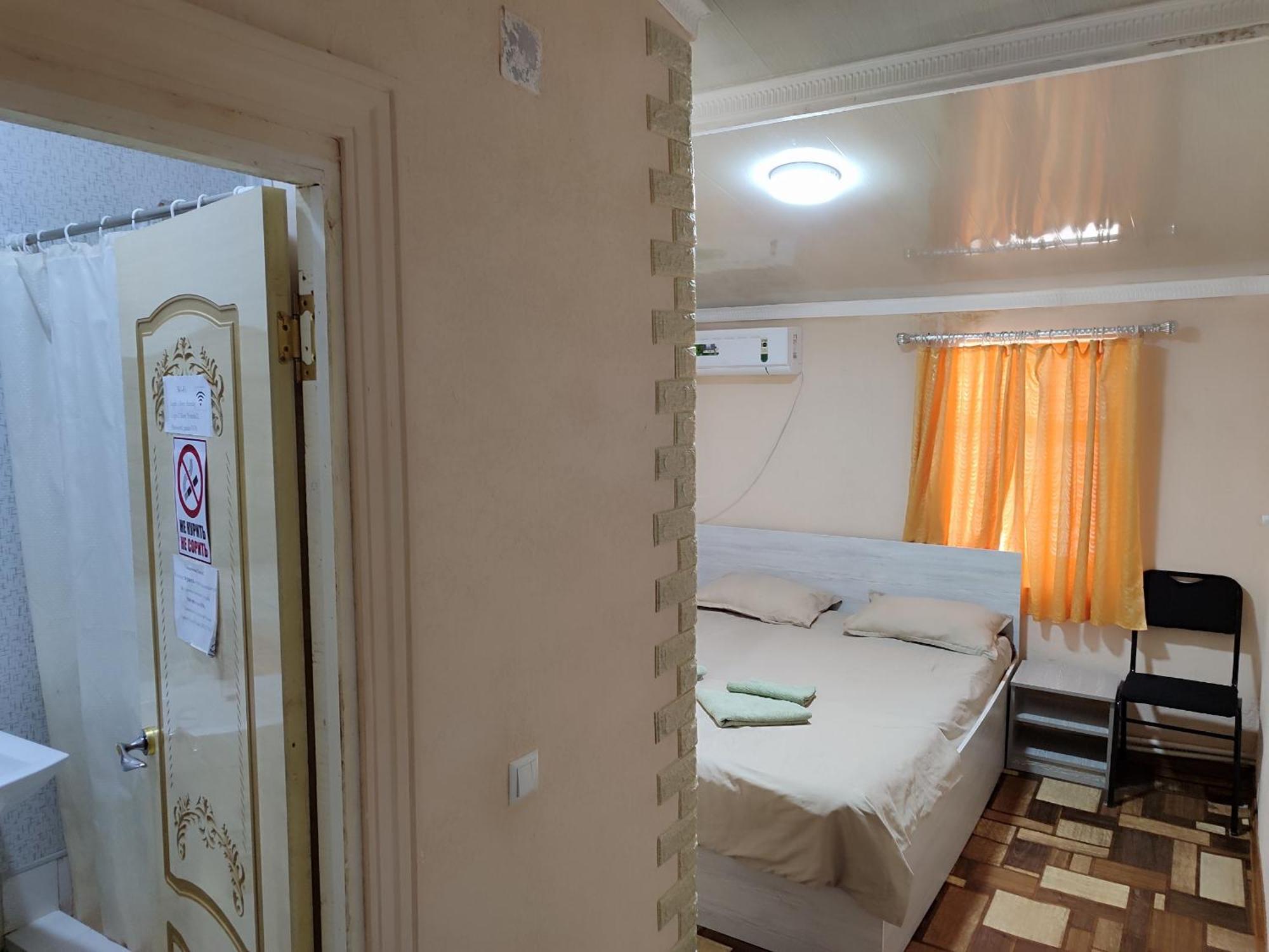 Family Guest House - Friends-J Nukus Ngoại thất bức ảnh