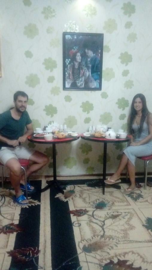 Family Guest House - Friends-J Nukus Ngoại thất bức ảnh