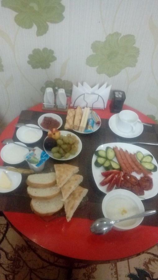 Family Guest House - Friends-J Nukus Ngoại thất bức ảnh